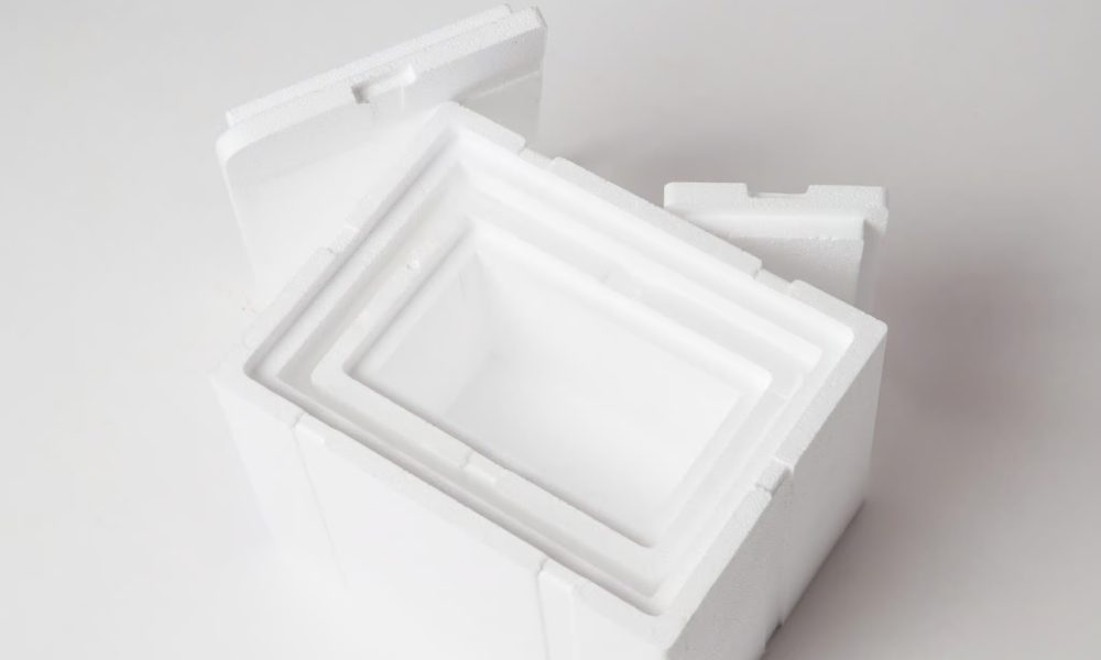 Caisses isothermes Freshbox en PSE recyclable - 8 et 3 litres en blanc